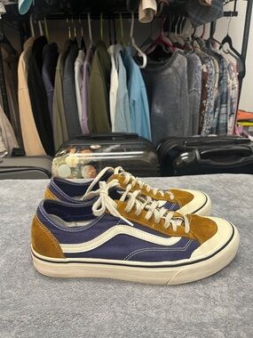 Vans Deacon 36 Purple and Brown EUC